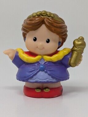 Fisher Price Little People Queen from Lil Kingdom Castle